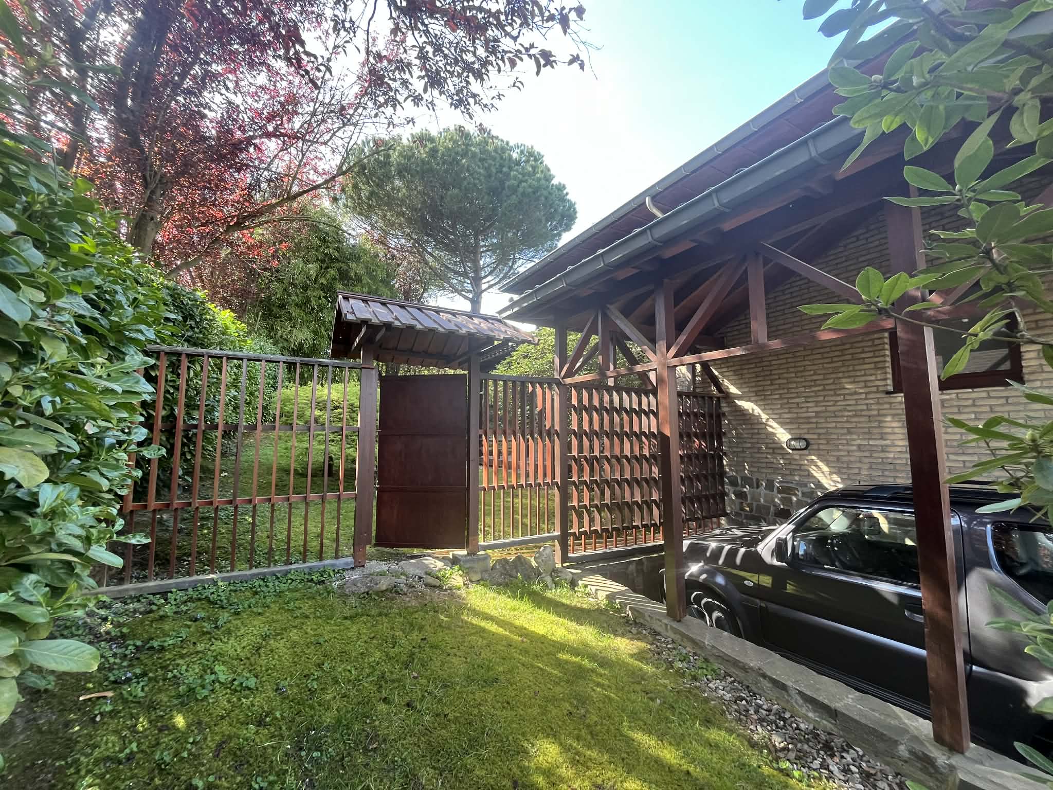 House Tsuga image 7
