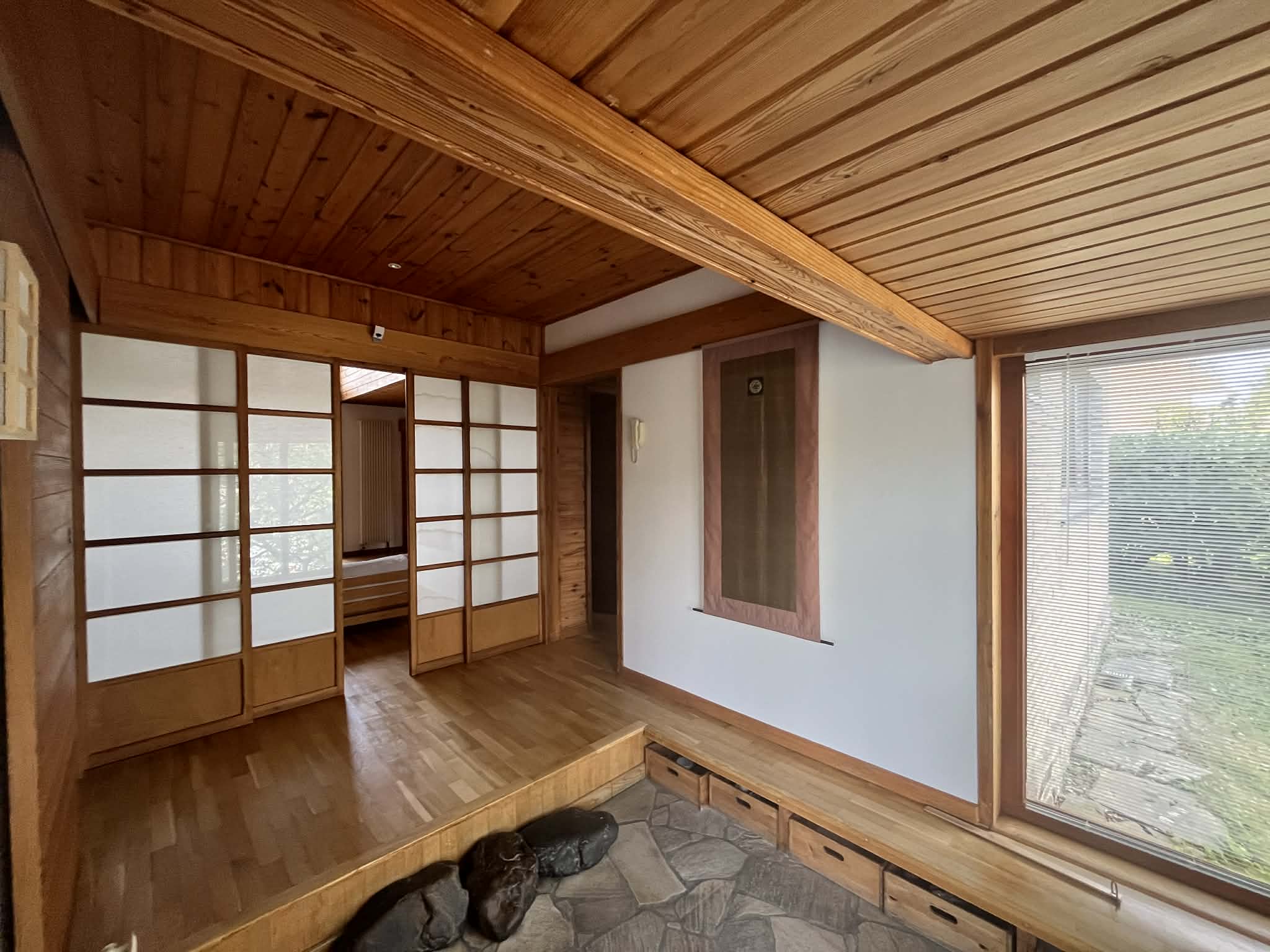 House Tsuga image 14