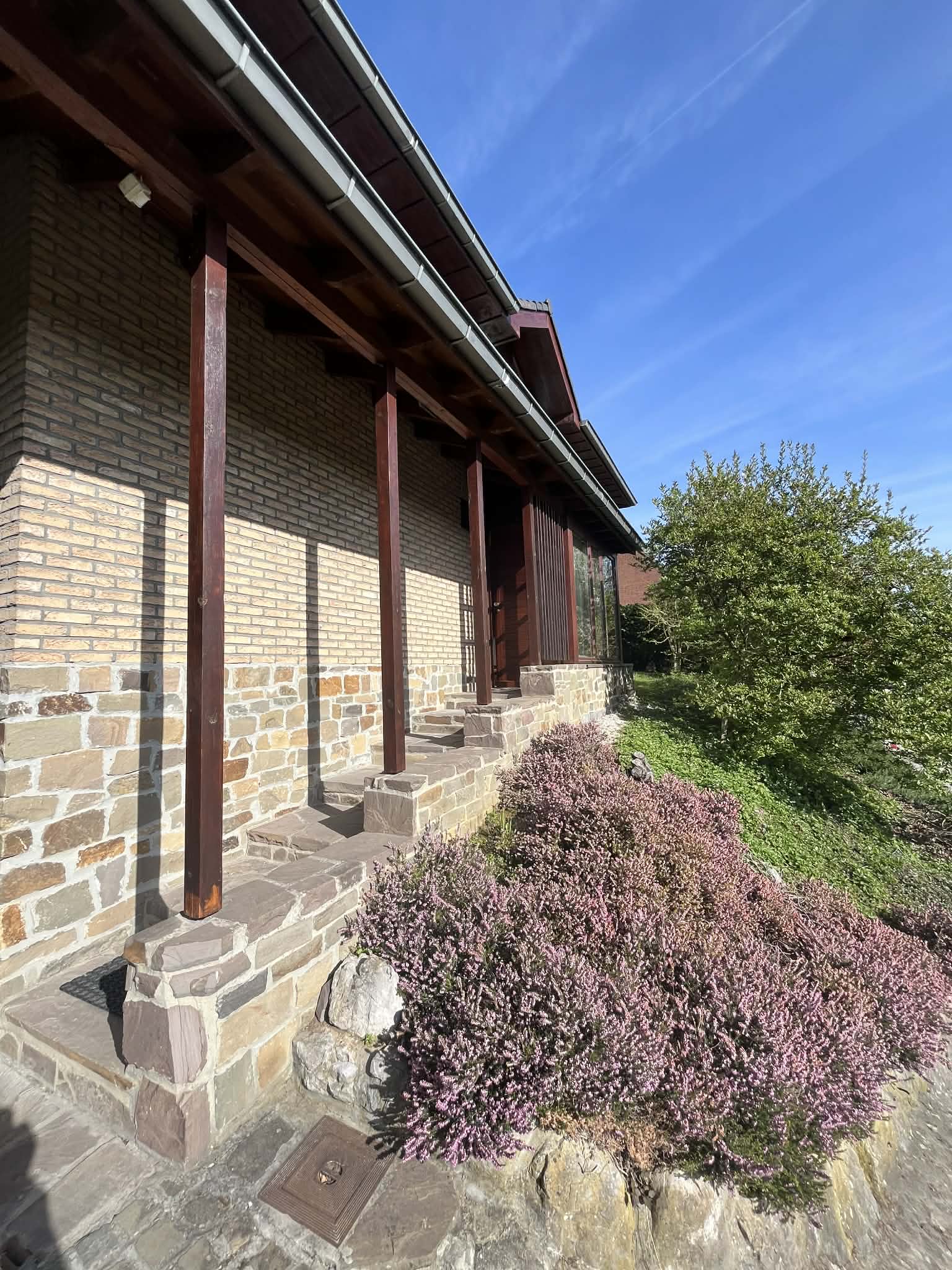 House Tsuga image 26